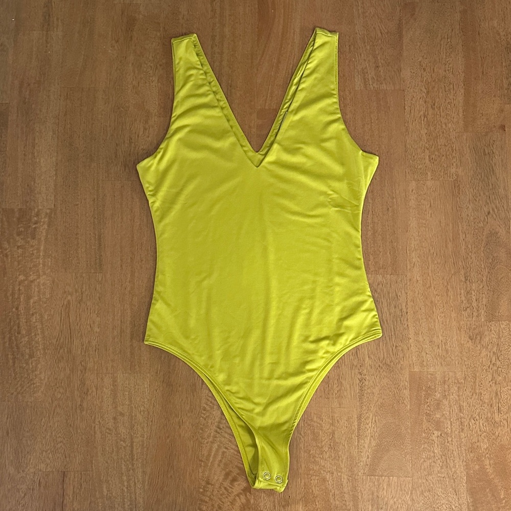 EUC Chartreuse Urban Social V-Back & Front Bodysuit – Size S
